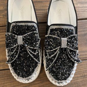Women's SZ 8 Bedazzled Comfy Black Silver Shoes Rhinestones Bling Big Bow